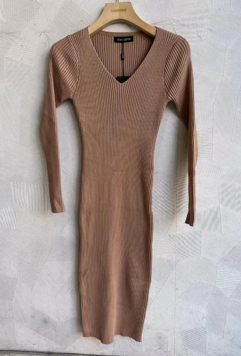 Gebreide jurk Berniss met lange mouwen (verkrijgbaar in meerdere kleuren)